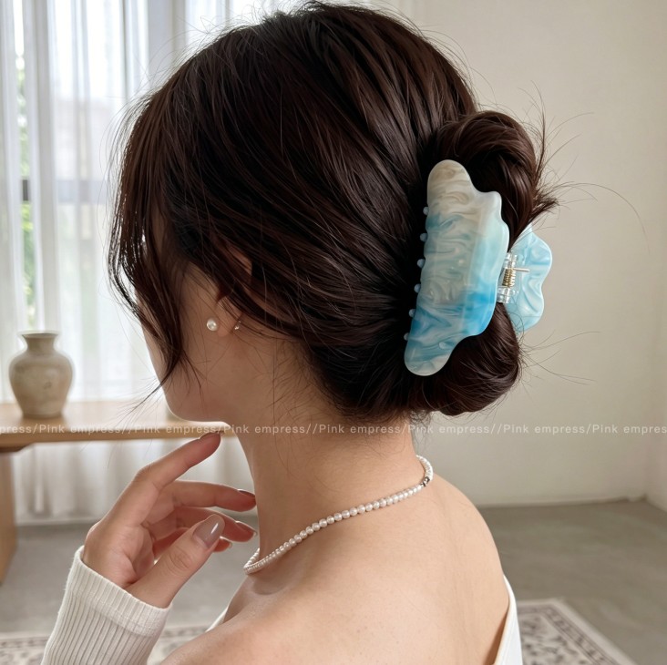 2026 Luxury Color Changing Cloud Claw Clip